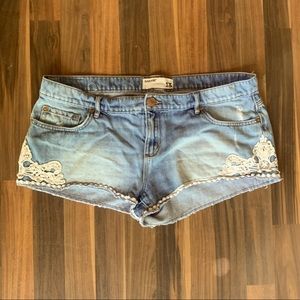GARAGE Jean Shorts